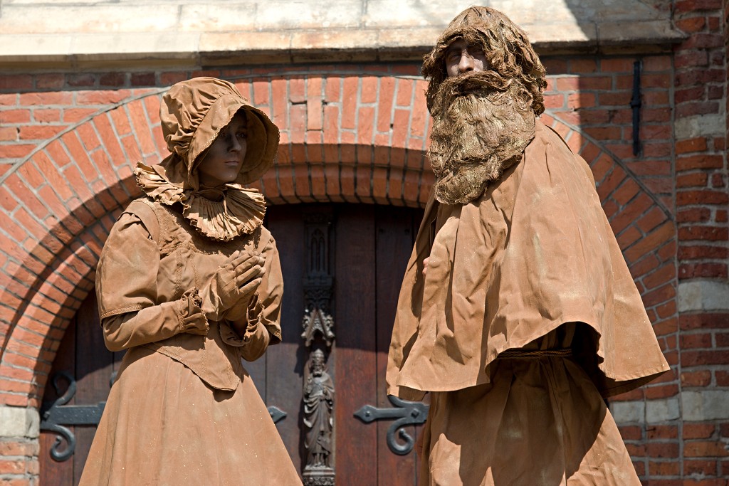 living statue lommel levend standbeeld evenement event festival festiviteit kunst art straatkunst streetart artiest beeld beeldhouwwerk sculpture sculptuur